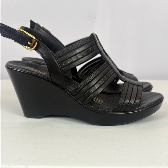 Vintage Flexi Black Wedge with Strappy Design 3” Heels Sandals - Picture 6 of 13